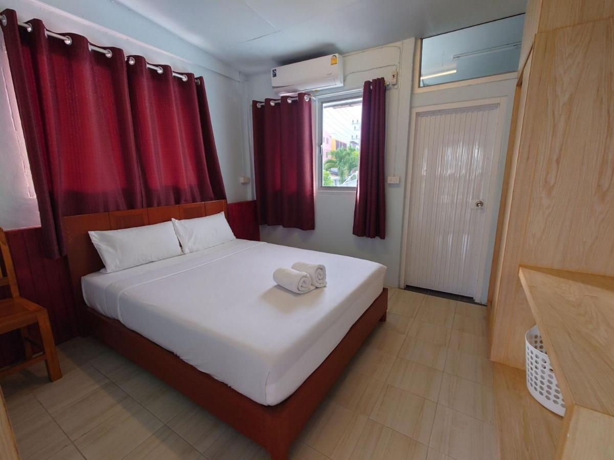 מלון Phuket Baan Kim Lian Sha מראה חיצוני תמונה