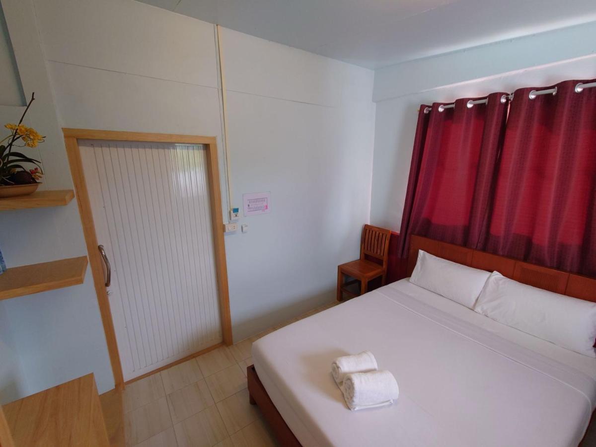 מלון Phuket Baan Kim Lian Sha מראה חיצוני תמונה